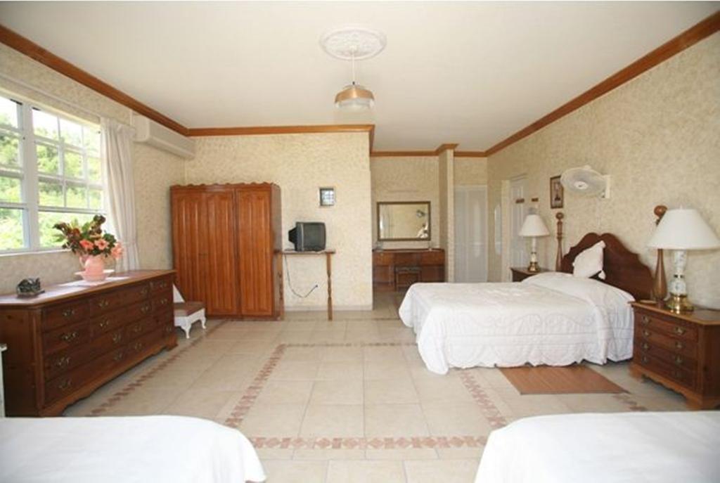 Palm Paradise Guest House And Apartments BARBADOS Ruang foto